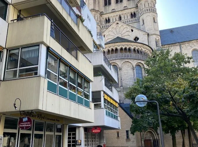 Sehr Zentral, Geraumiges, Helles Studio-apartment * Colonia